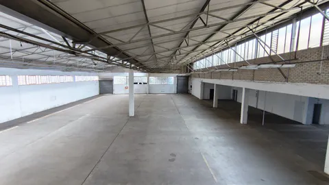 Industrial-warehouse-To-Let-in-Benrose (14)